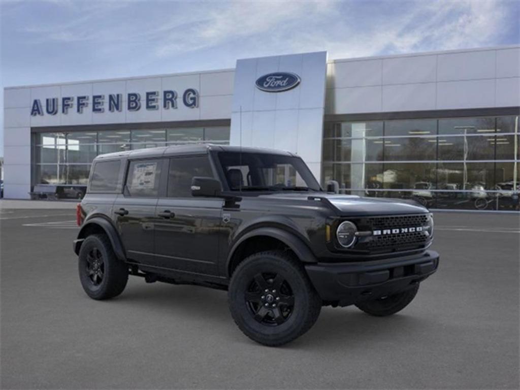 new 2025 Ford Bronco car, priced at $43,554