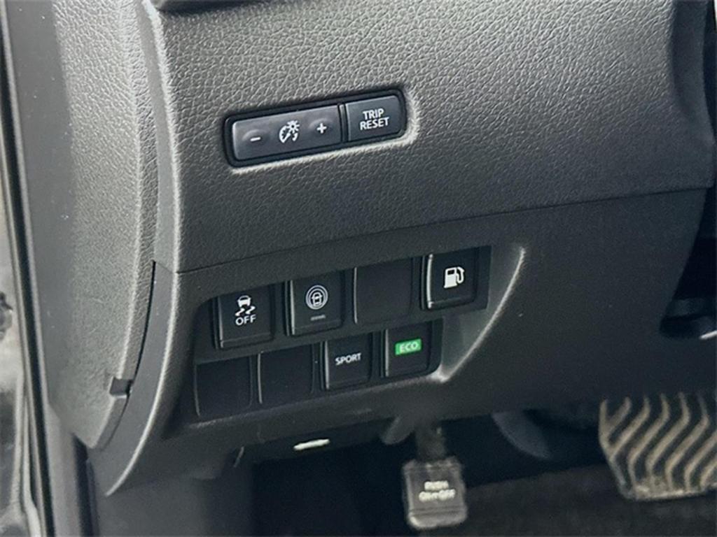 used 2020 Nissan Rogue car, priced at $15,796