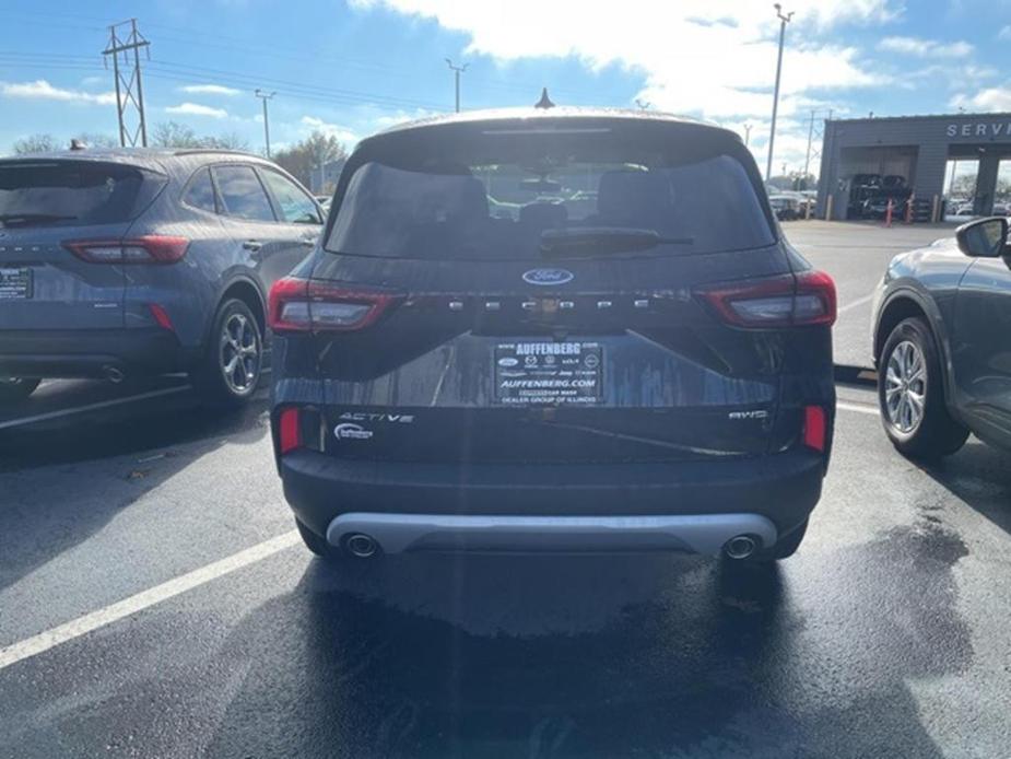 new 2025 Ford Escape car, priced at $29,621