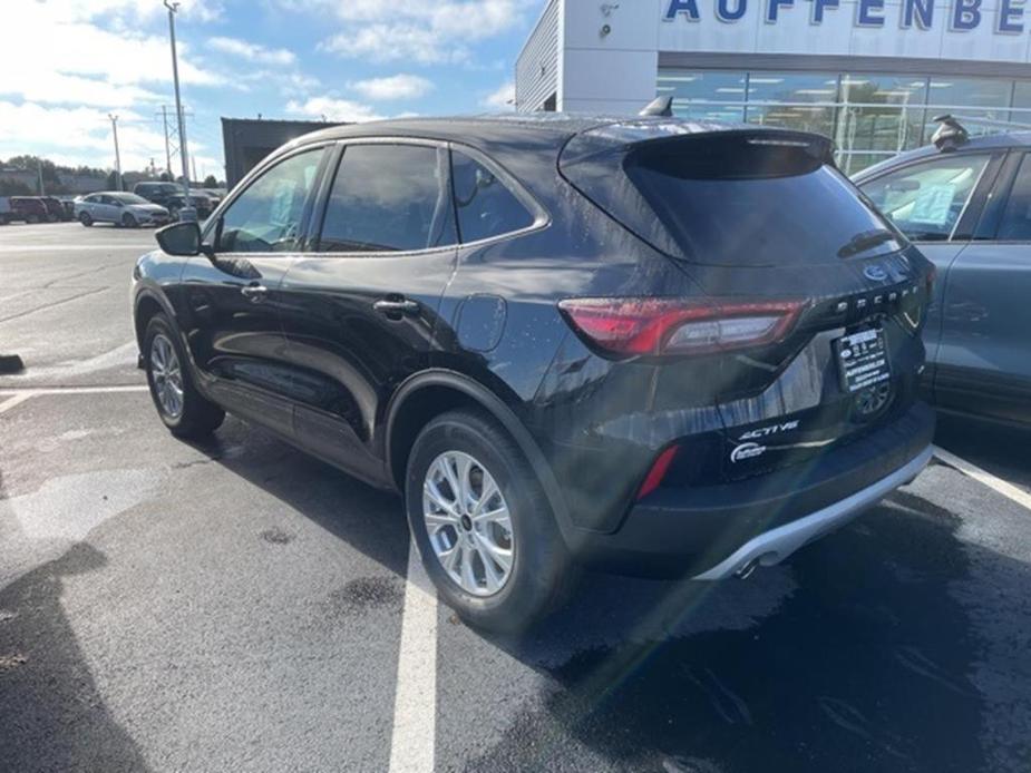 new 2025 Ford Escape car, priced at $29,621