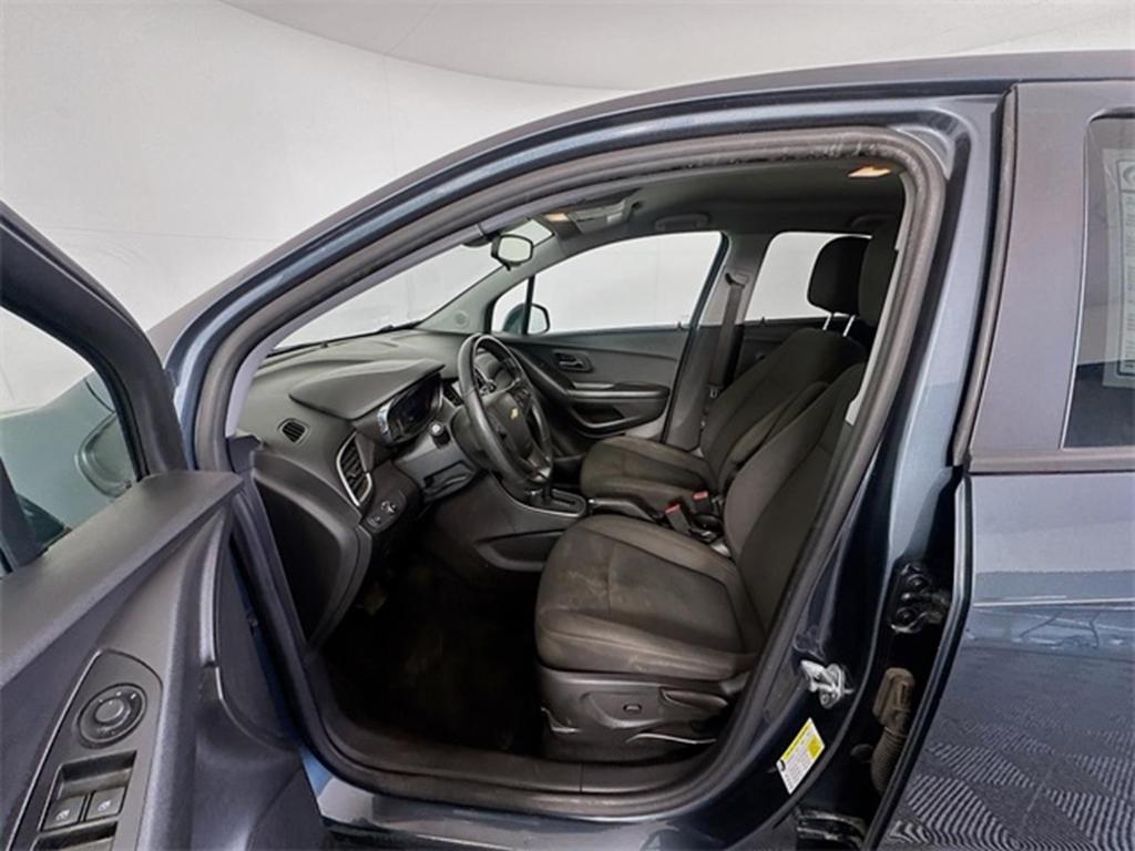 used 2021 Chevrolet Trax car, priced at $15,638