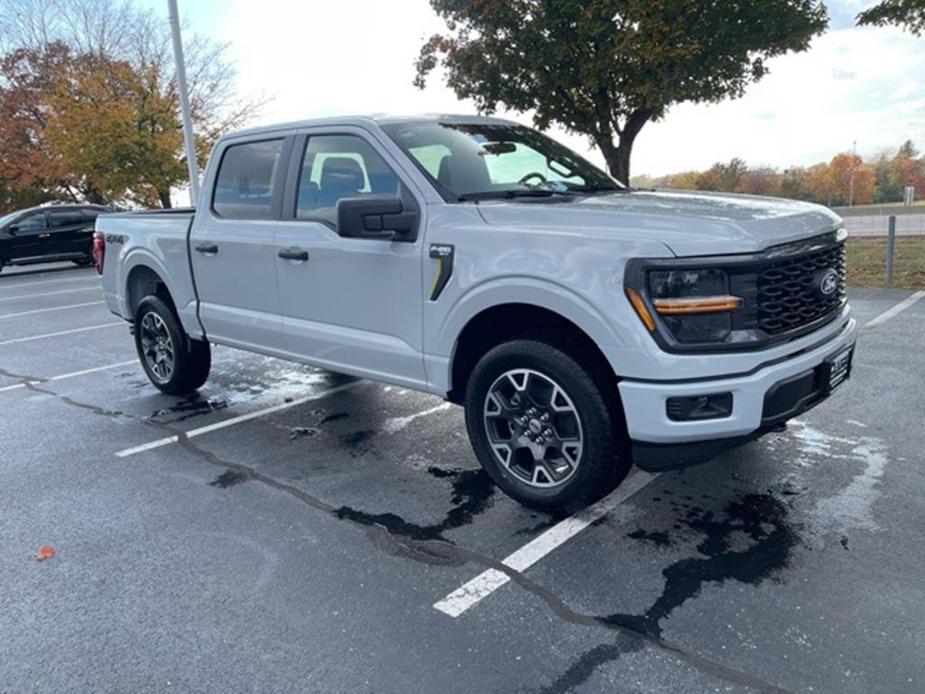 new 2024 Ford F-150 car, priced at $45,697