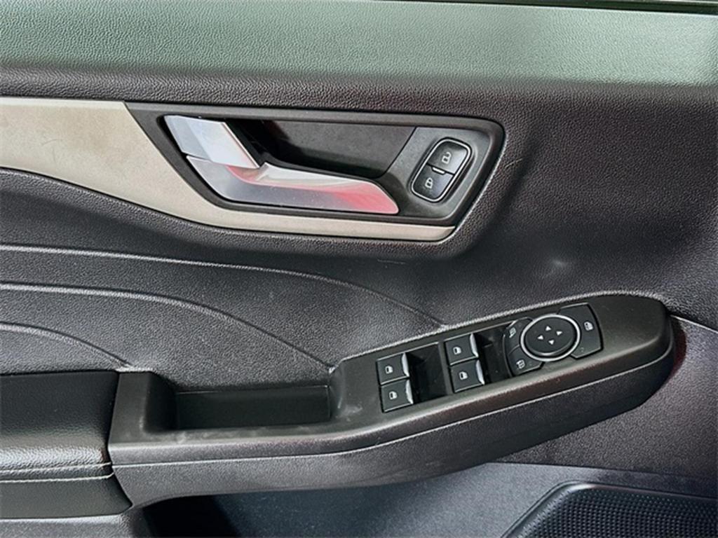 used 2021 Ford Escape car, priced at $18,262