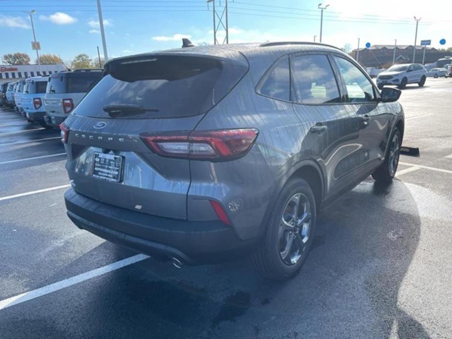 new 2025 Ford Escape car, priced at $30,149