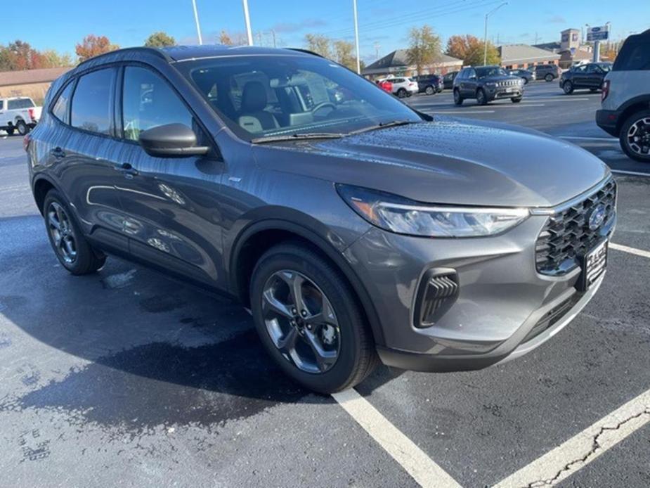 new 2025 Ford Escape car, priced at $30,149