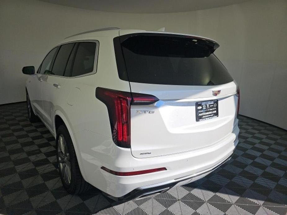 used 2021 Cadillac XT6 car, priced at $32,999