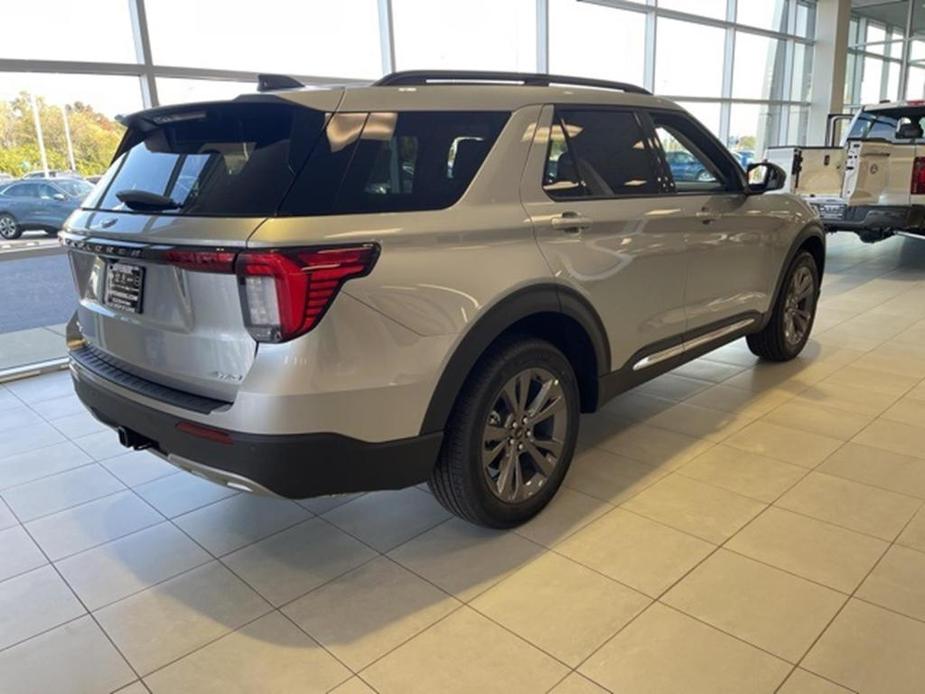 new 2025 Ford Explorer car, priced at $45,365