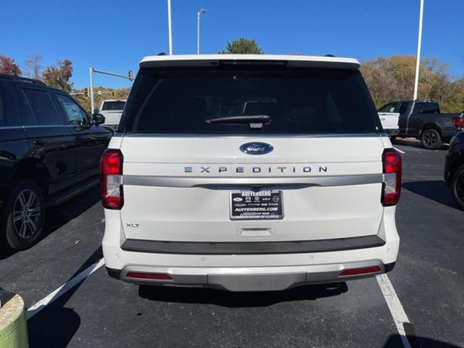 new 2024 Ford Expedition car, priced at $62,542