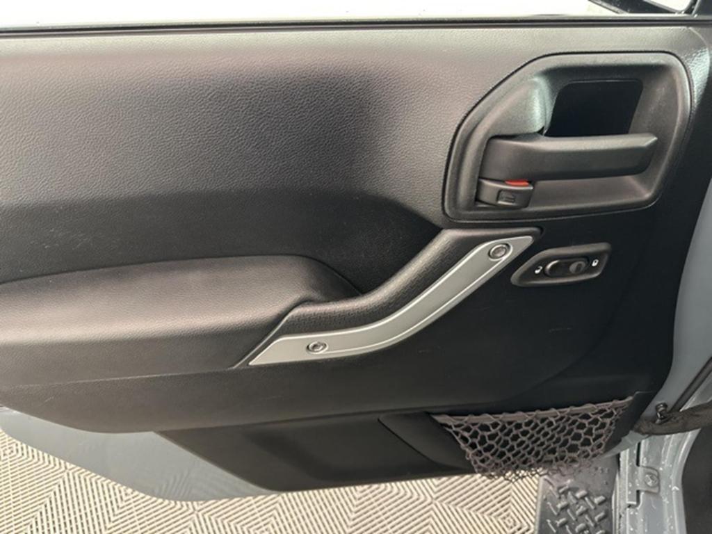 used 2014 Jeep Wrangler Unlimited car, priced at $18,458