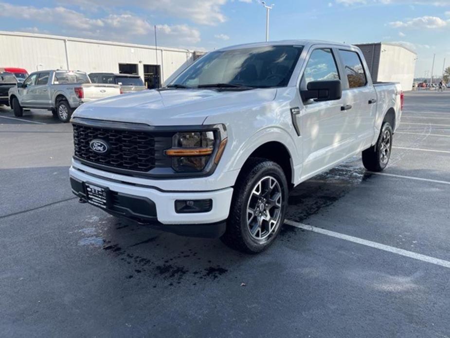 new 2024 Ford F-150 car, priced at $45,697