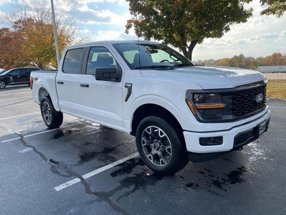 new 2024 Ford F-150 car, priced at $45,697