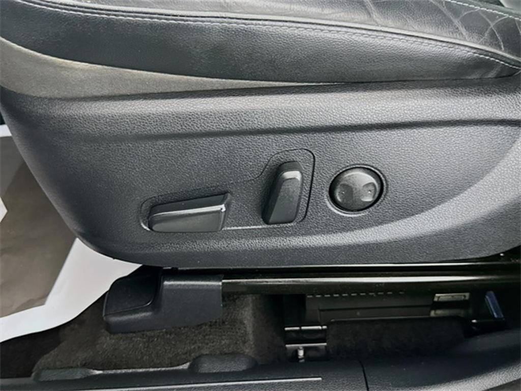 used 2022 Hyundai SANTA FE HEV car, priced at $27,859
