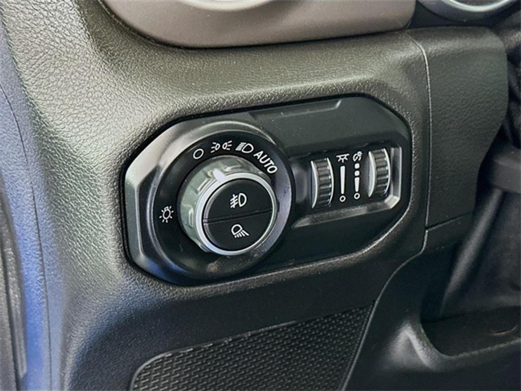 used 2020 Jeep Gladiator car, priced at $31,997