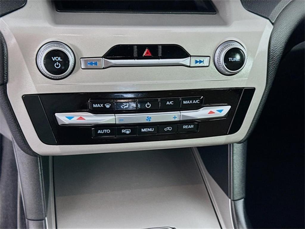 used 2022 Ford Explorer car, priced at $17,985