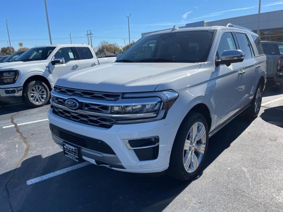 new 2024 Ford Expedition car, priced at $77,176