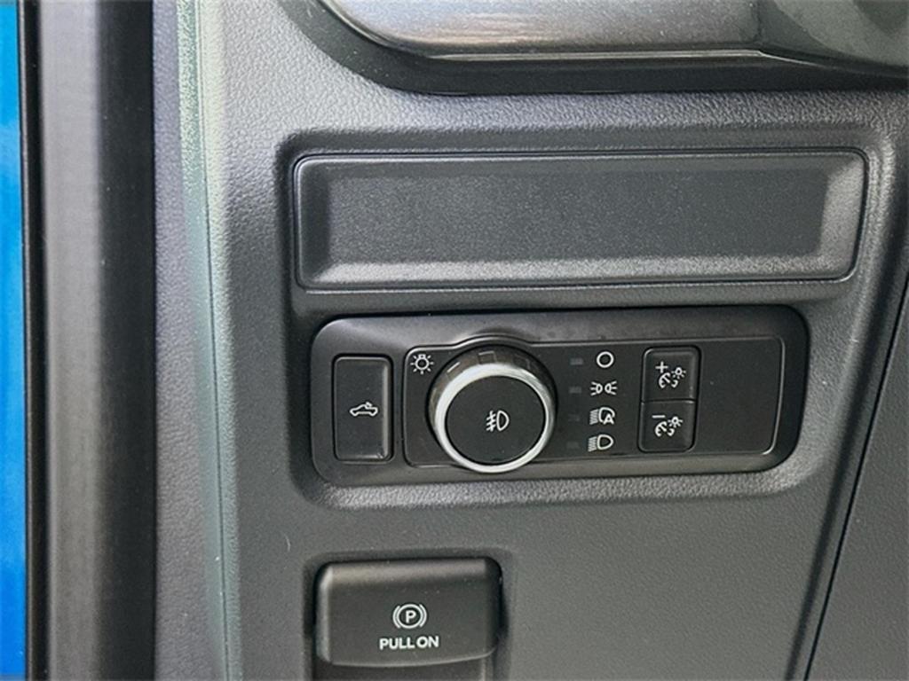 used 2021 Ford F-150 car, priced at $33,502