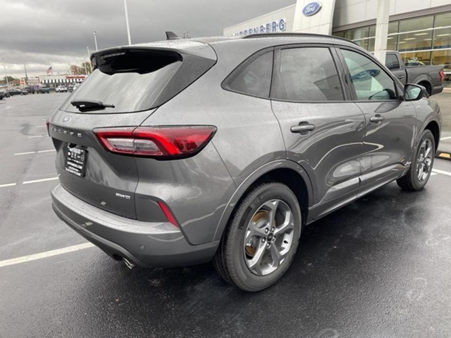 new 2024 Ford Escape car, priced at $31,202