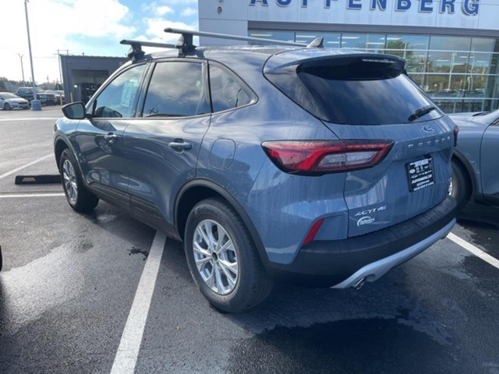 new 2025 Ford Escape car, priced at $30,923