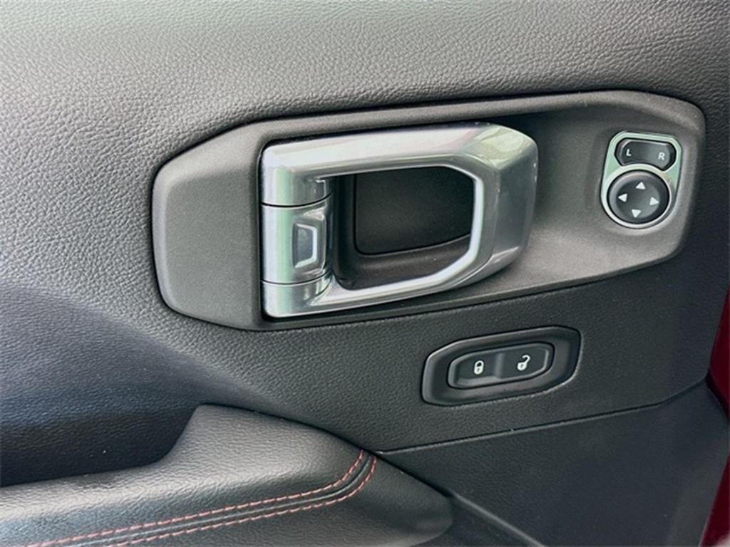 used 2021 Jeep Wrangler Unlimited car, priced at $38,999