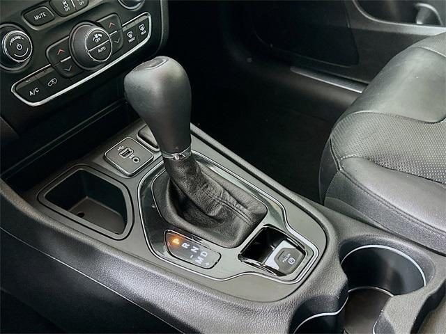 used 2019 Jeep Cherokee car, priced at $13,805