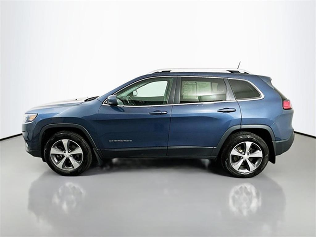 used 2019 Jeep Cherokee car