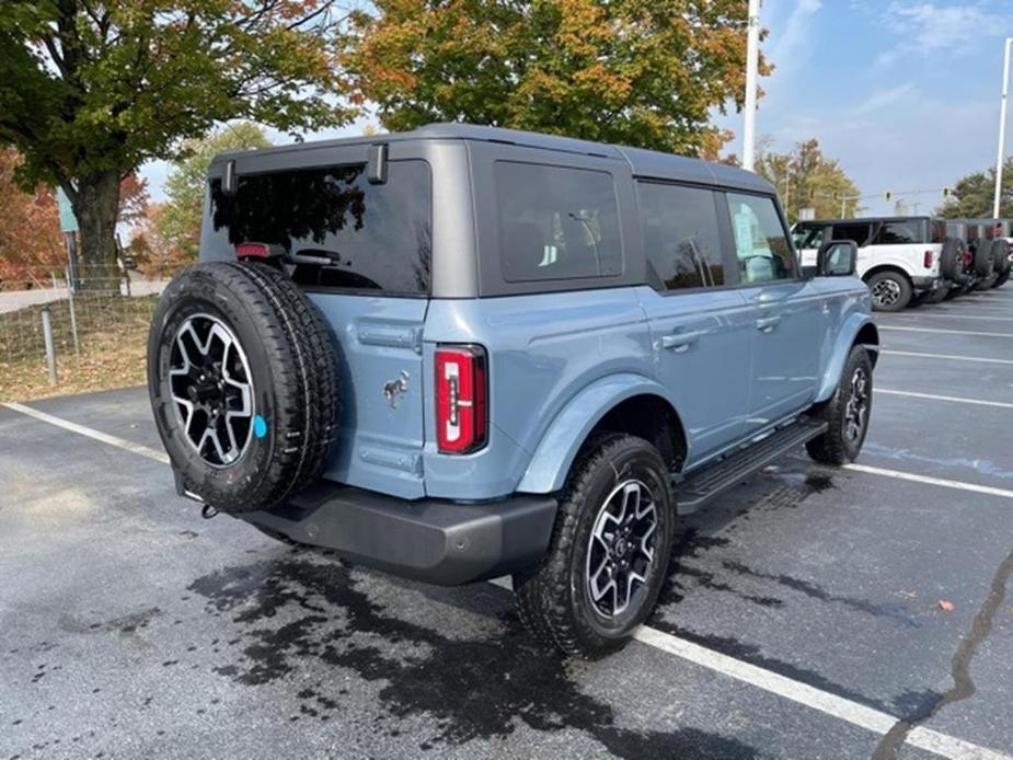 new 2024 Ford Bronco car, priced at $53,390