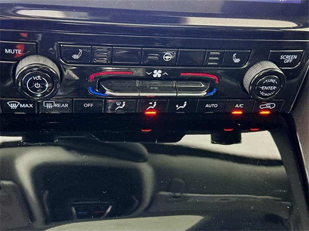 used 2021 Jeep Grand Cherokee L car, priced at $32,927
