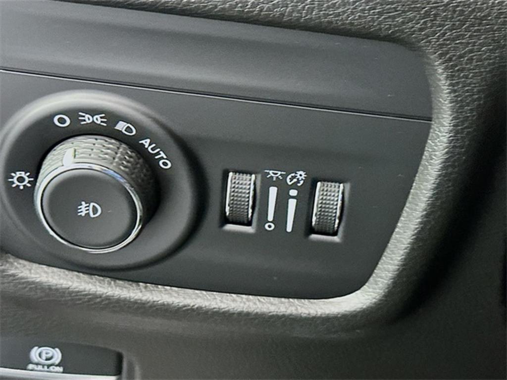used 2021 Jeep Grand Cherokee L car, priced at $32,927