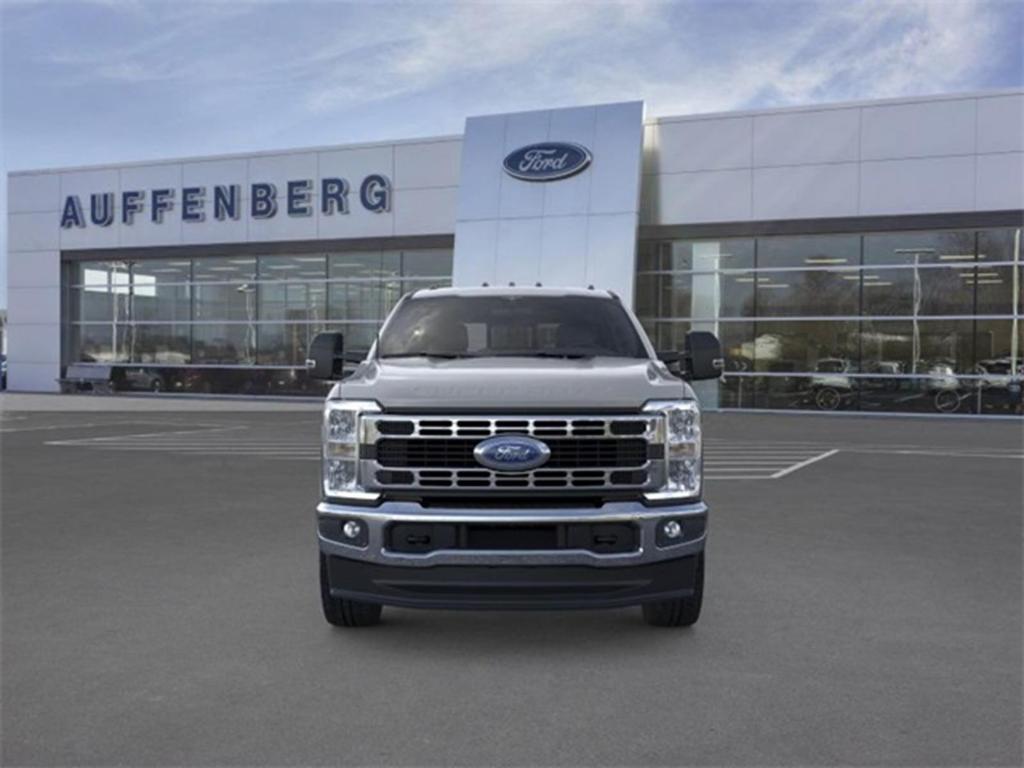 new 2025 Ford F-250 car, priced at $54,381