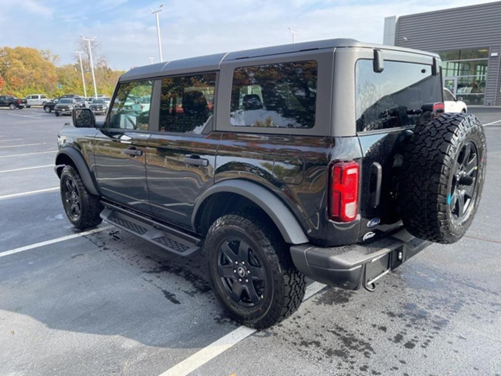 new 2024 Ford Bronco car, priced at $50,739