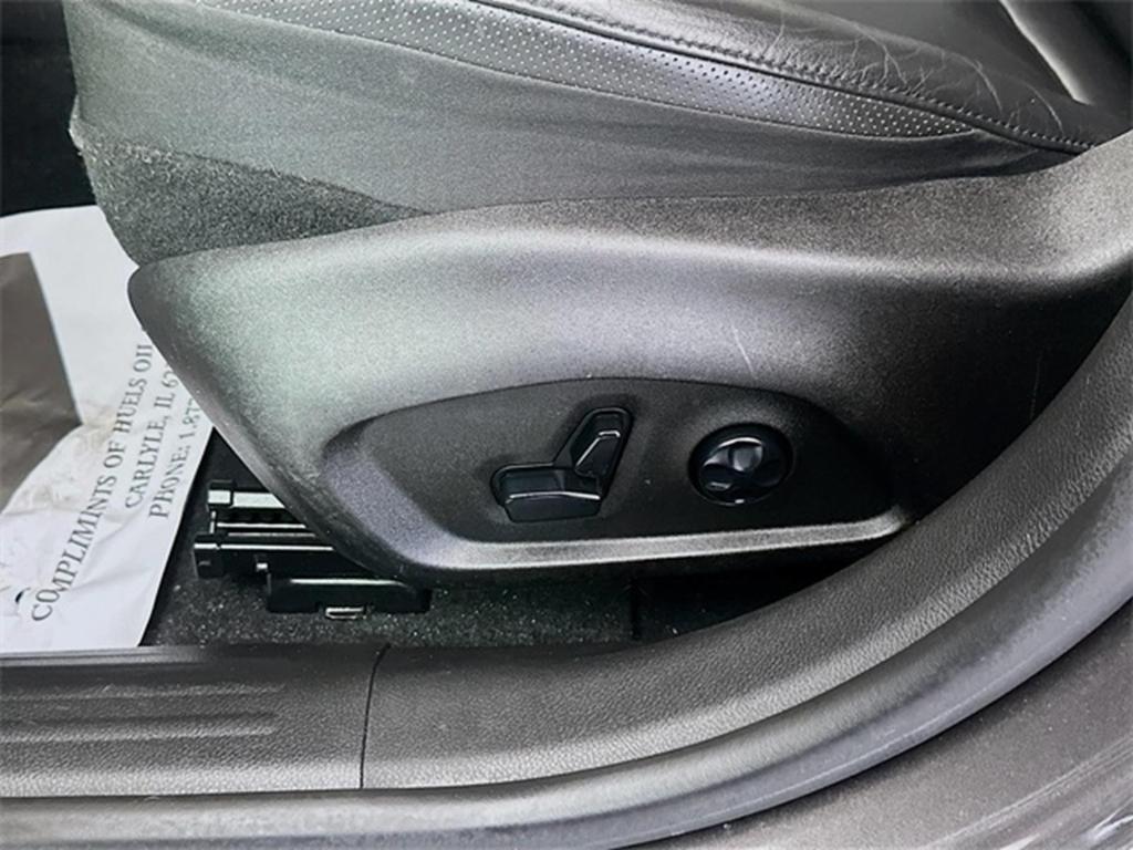 used 2020 Jeep Renegade car, priced at $16,998