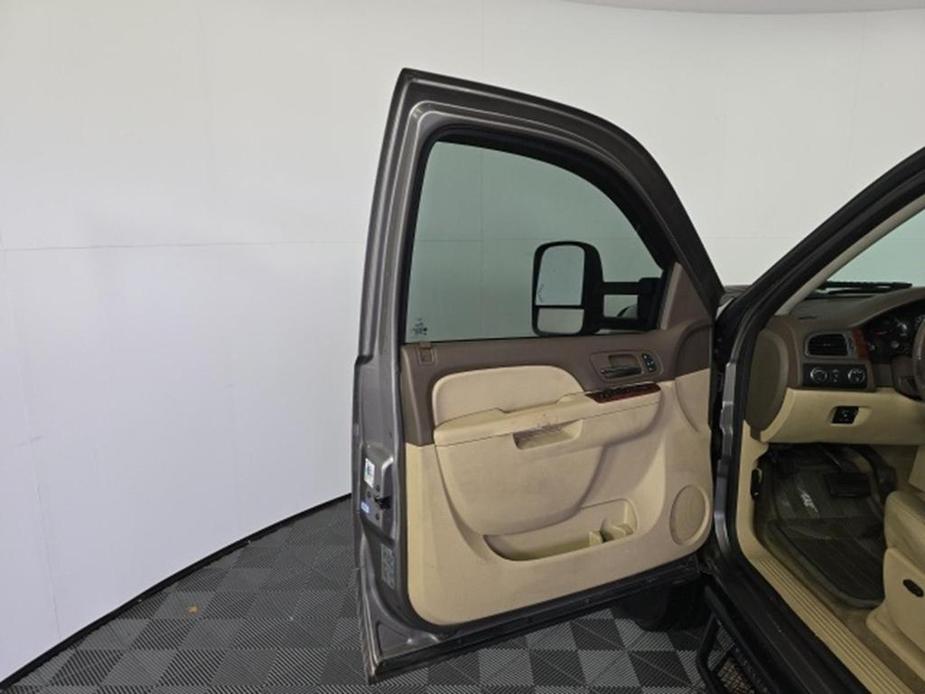 used 2013 Chevrolet Silverado 2500 car, priced at $24,001