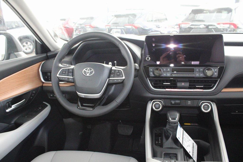 new 2026 Toyota Grand Highlander car, priced at $54,576