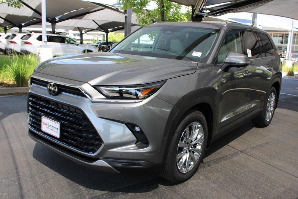 new 2025 Toyota Grand Highlander car, priced at $57,797