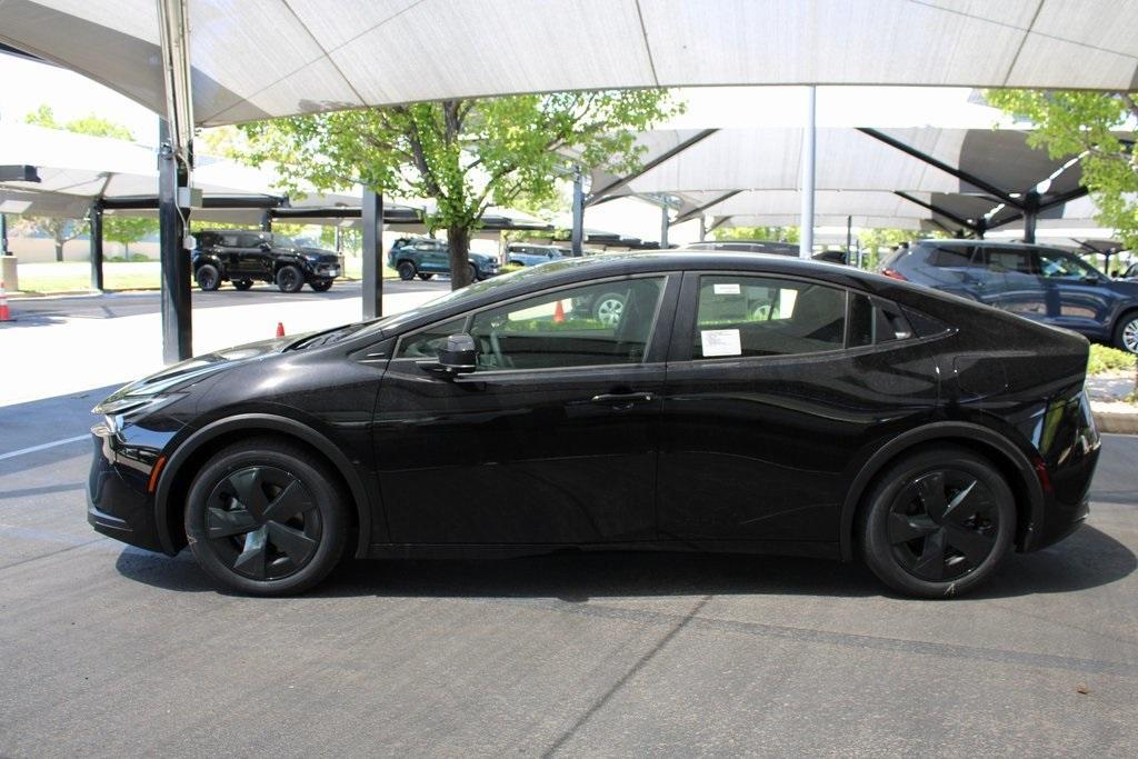 new 2025 Toyota Prius Plug-In Hybrid car, priced at $36,302