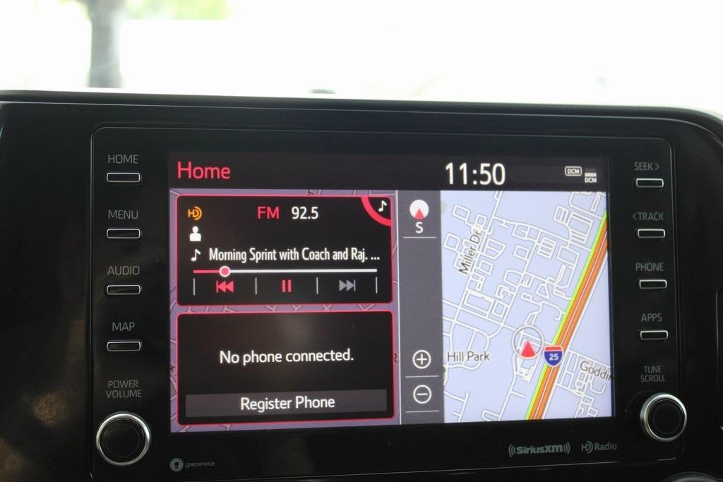 used 2022 Toyota Highlander car, priced at $40,900