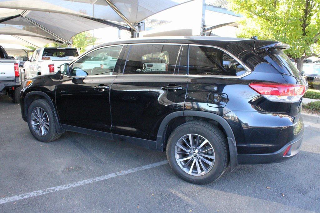 used 2019 Toyota Highlander car, priced at $24,900