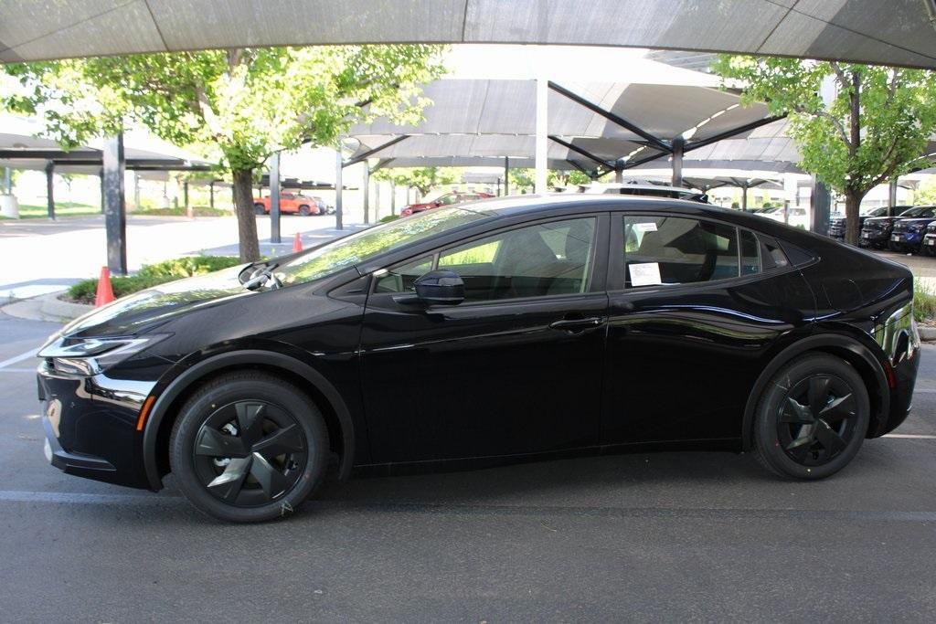 new 2025 Toyota Prius Plug-In Hybrid car, priced at $34,958