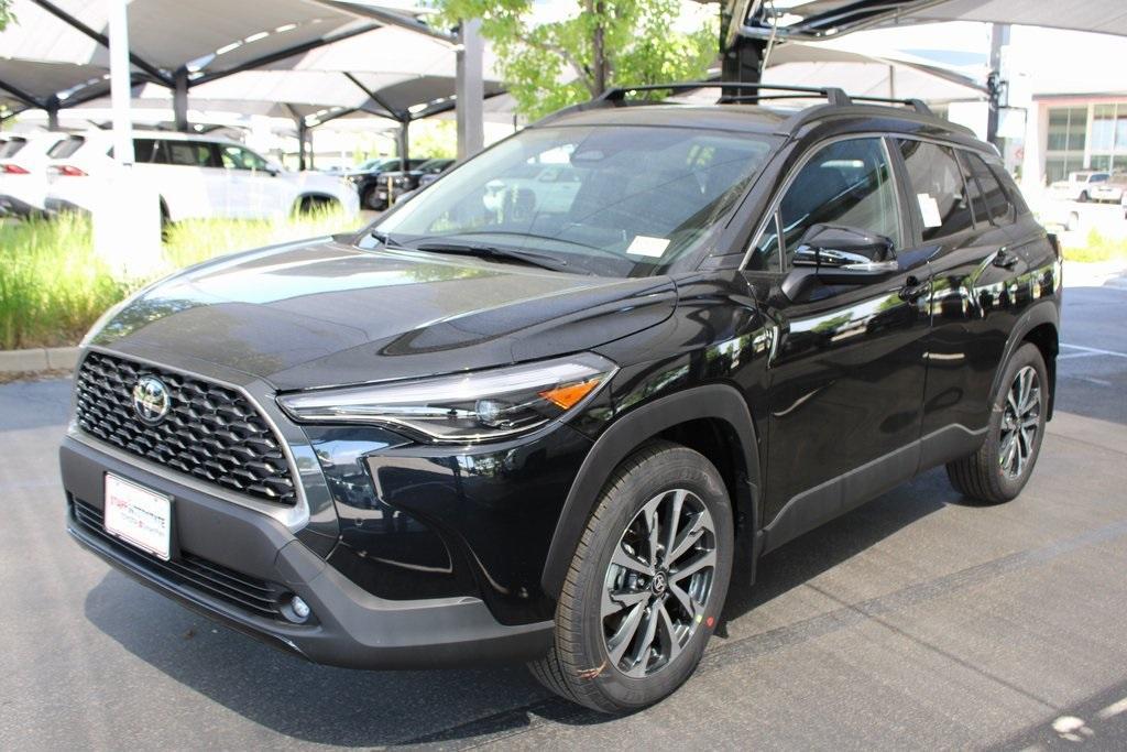 new 2025 Toyota Corolla Cross car, priced at $33,988