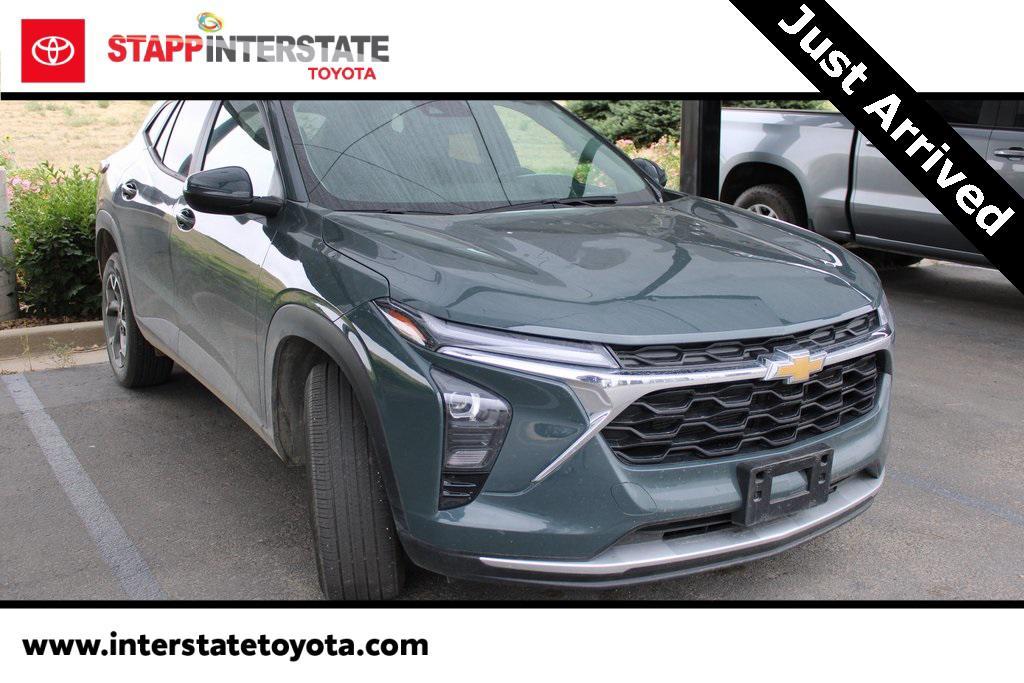 used 2025 Chevrolet Trax car, priced at $11,900