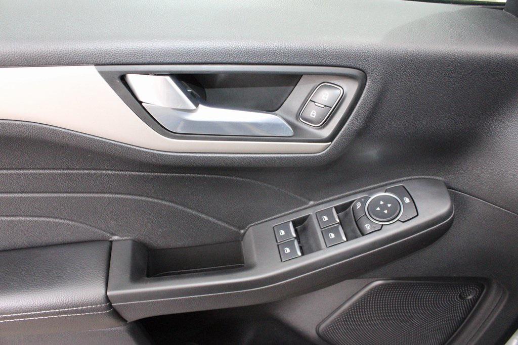 used 2022 Ford Escape car, priced at $21,900