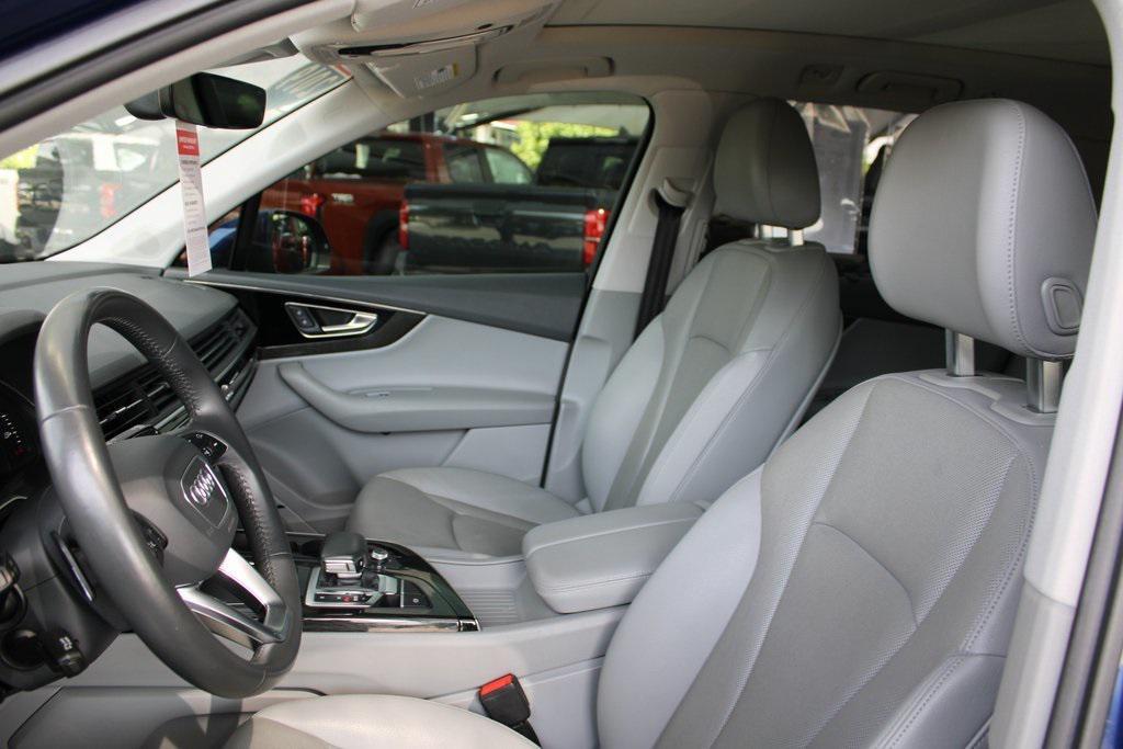 used 2019 Audi Q7 car, priced at $29,600