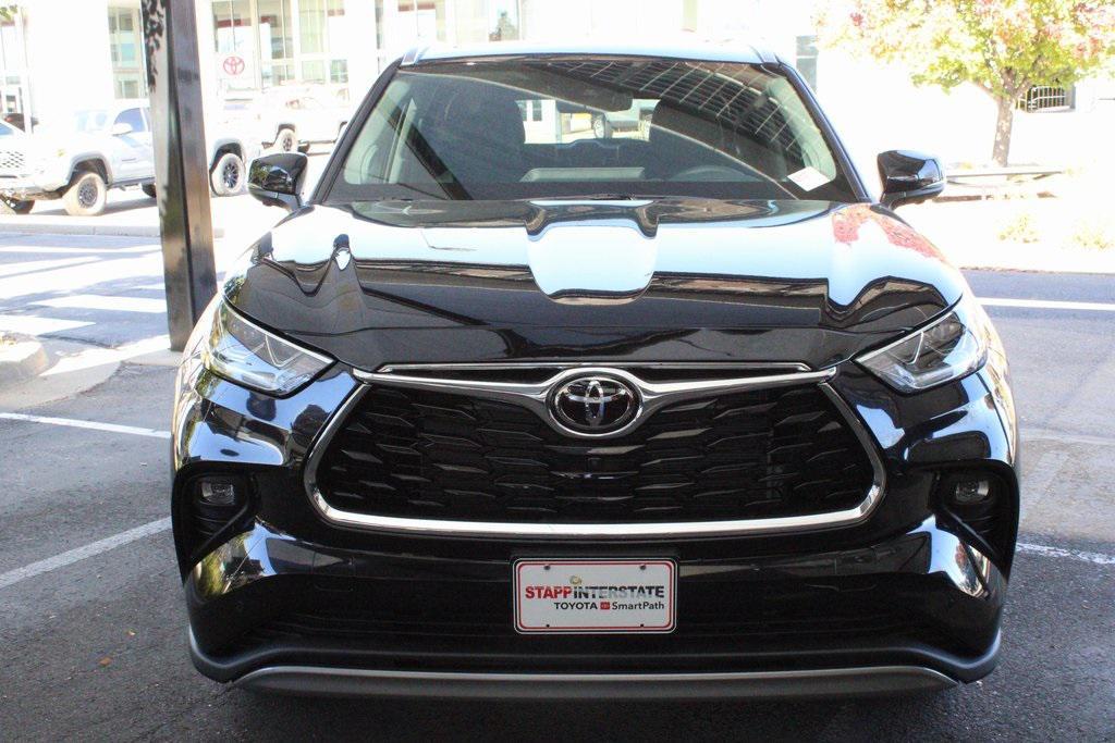 new 2026 Toyota Highlander car, priced at $54,503