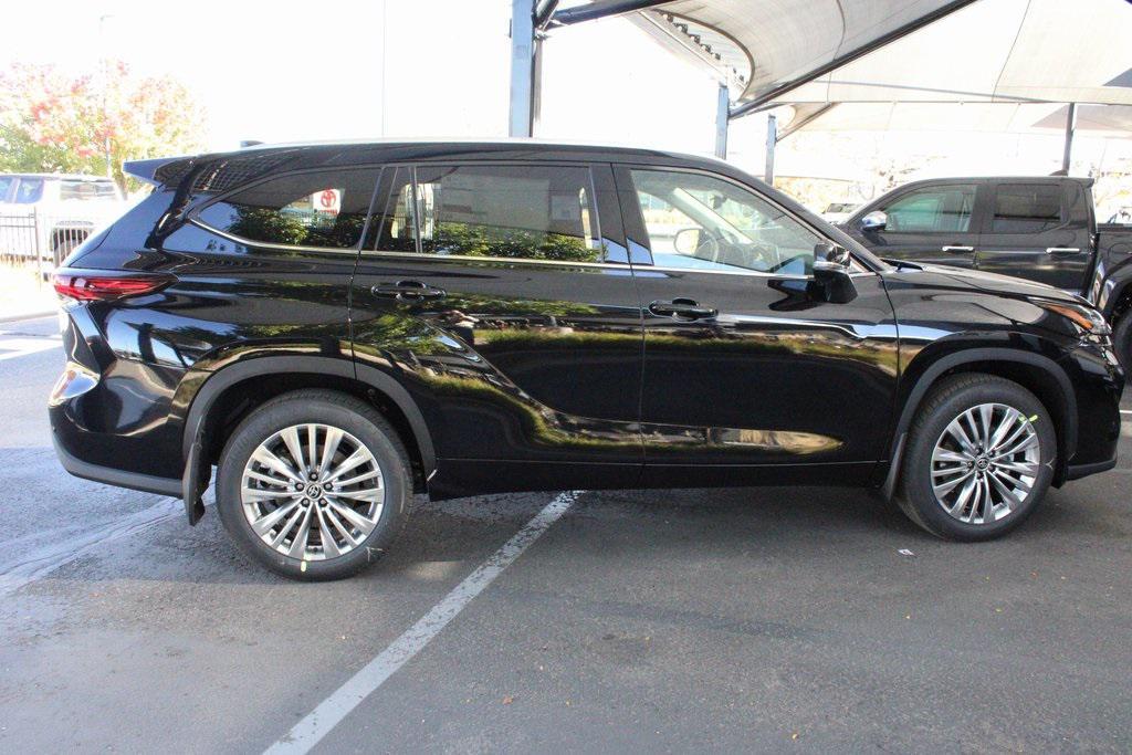 new 2026 Toyota Highlander car, priced at $54,503
