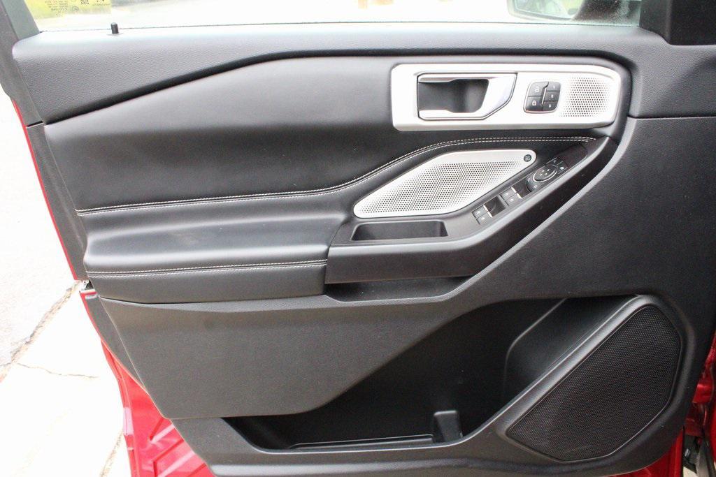 used 2020 Ford Explorer car, priced at $33,300
