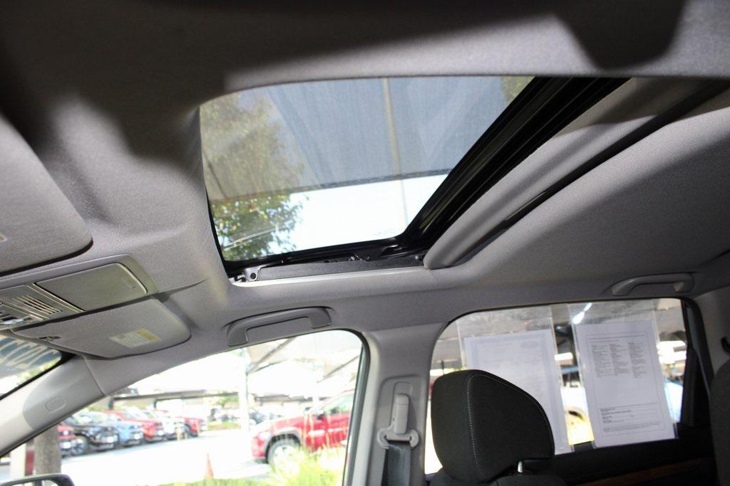 used 2022 Honda CR-V car, priced at $27,600