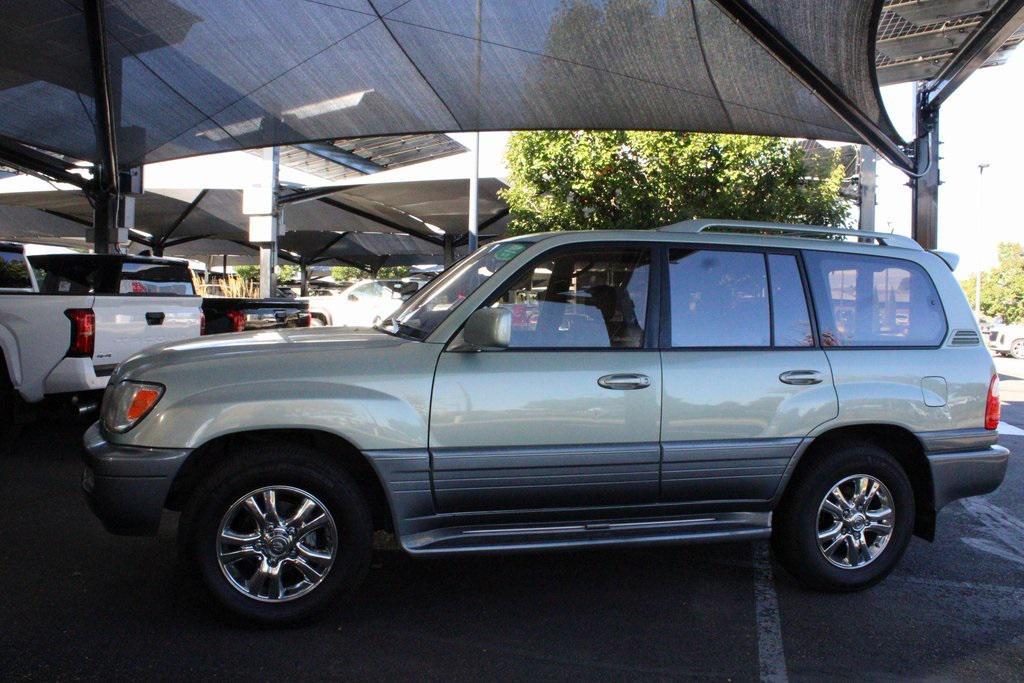 used 2003 Lexus LX 470 car, priced at $13,900