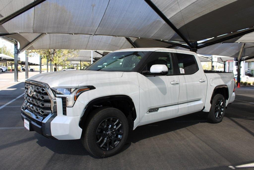 new 2025 Toyota Tundra car