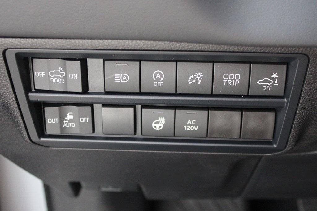 new 2025 Toyota Tundra car