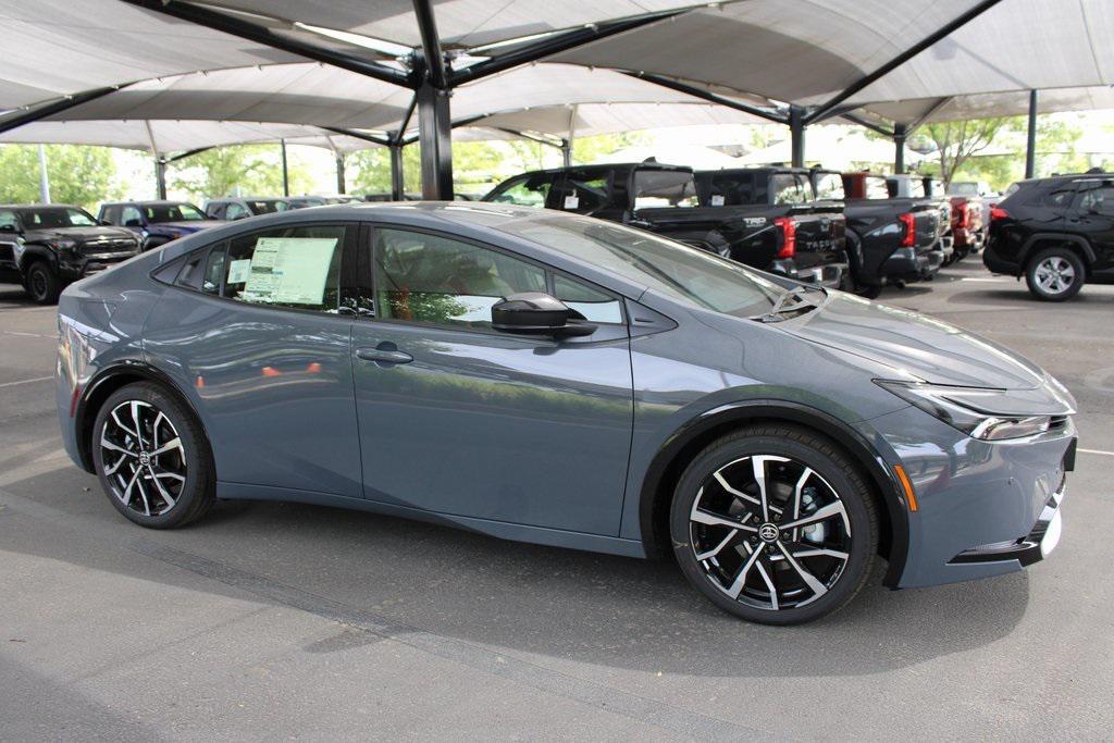 new 2025 Toyota Prius Plug-In Hybrid car, priced at $38,174